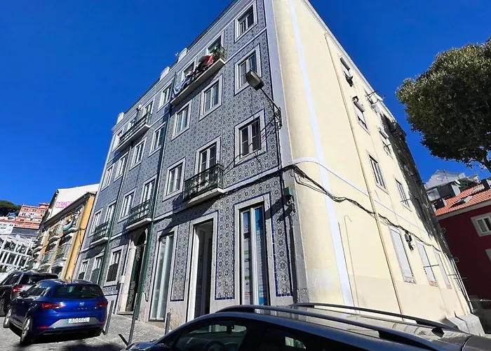 Bright & Charming In Historic Centre