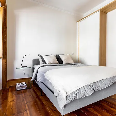 Sunlit Historic Center Retreat Appartement *