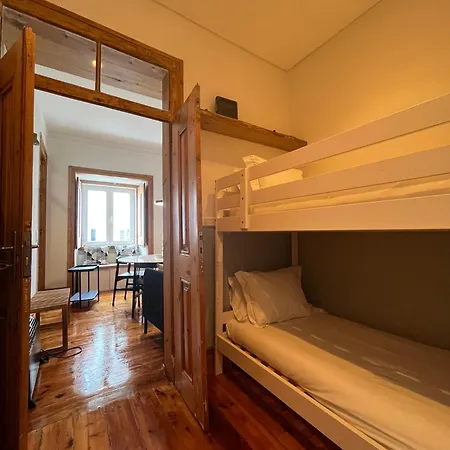 Appartement Sunlit Historic Center Retreat *